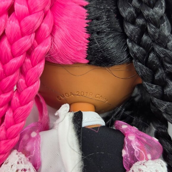 LOL Surprise OMG Remix Rock Metal Chick Fashion Doll 9.5" With Working Guitar - Picture 3 of 9